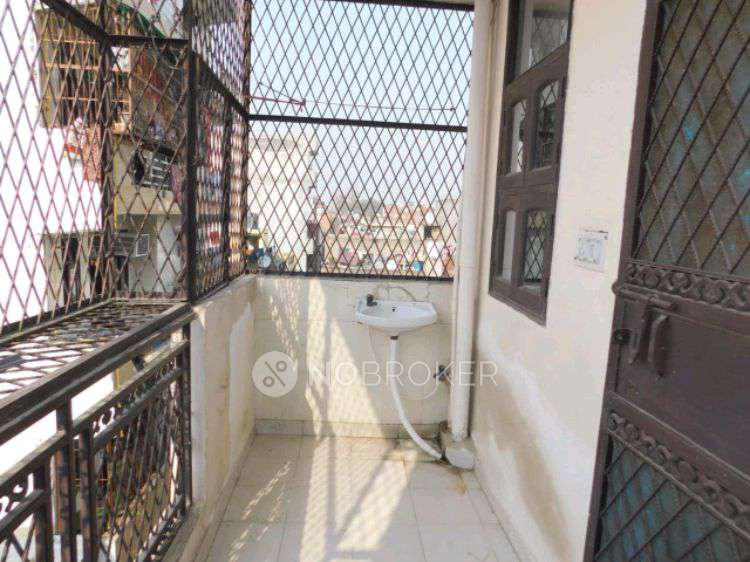 2 BHK Flat In Sb For Sale  In Shalimar Garden