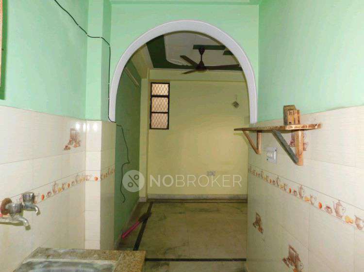 2 BHK Flat In Sb For Sale  In Shalimar Garden