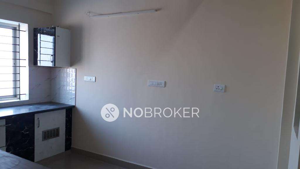 2 BHK Flat In Vintage Blosoom For Sale  In Hbr Layout, 