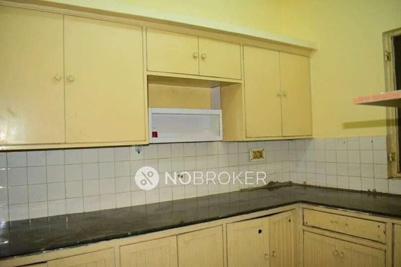 2 BHK Flat In Dda Flats For Sale  In Okhla