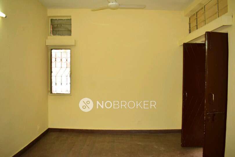 2 BHK Flat In Dda Flats For Sale  In Okhla