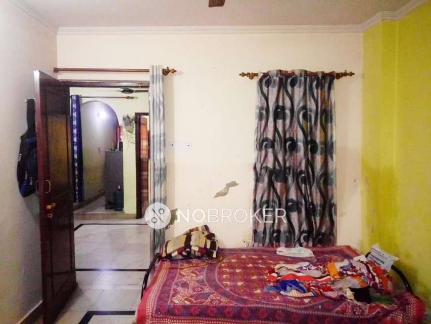 2 BHK Flat In Standalone Buidling For Sale  In Mandawali