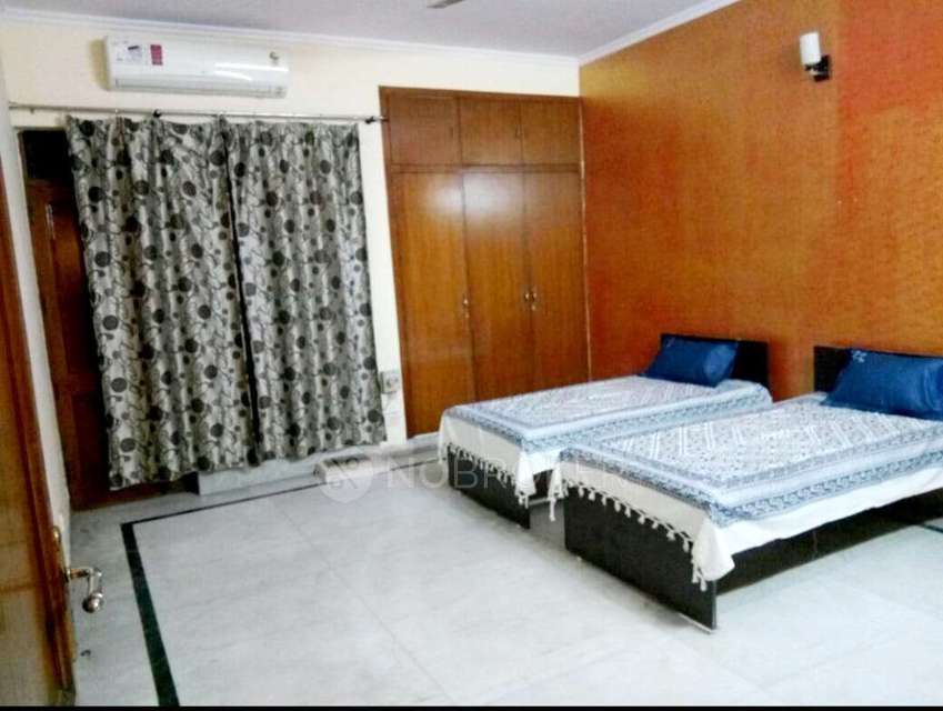 PG for Girls in Sector 50