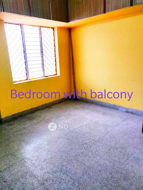 2 BHK Flat In Swathi Apartment For Sale  In Chamrajpet