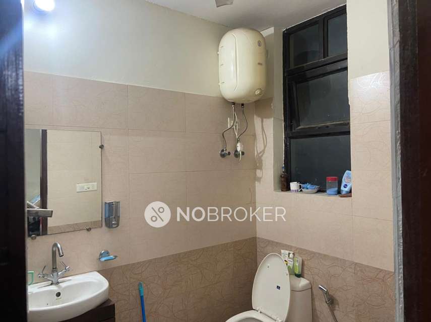 2 BHK Flat In Ambey Residency For Sale  In Sector 39