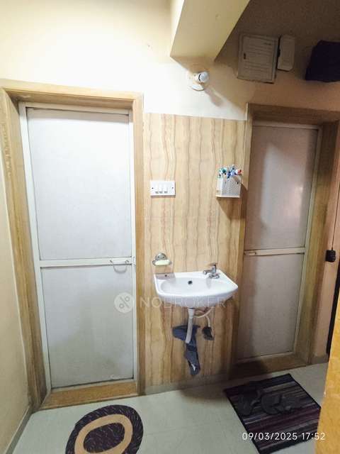 1 BHK Flat In Bhagyawan Apartment Bhandup For Sale  In Bhandup East