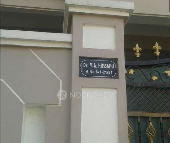 DR MA Hussaini Apartment