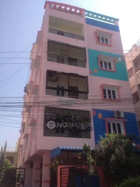 Veda Ratna Residency