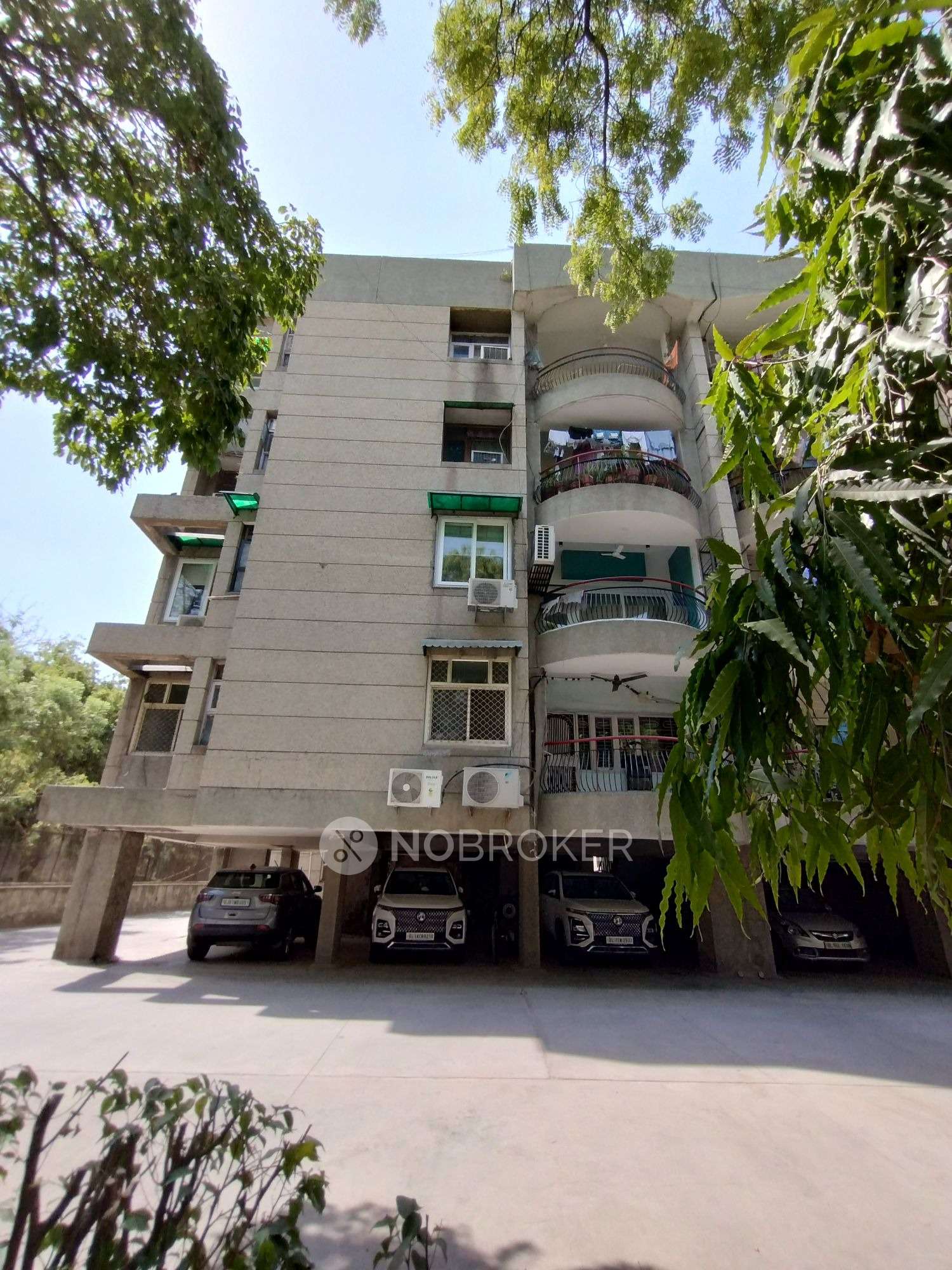 Parwana Apartments