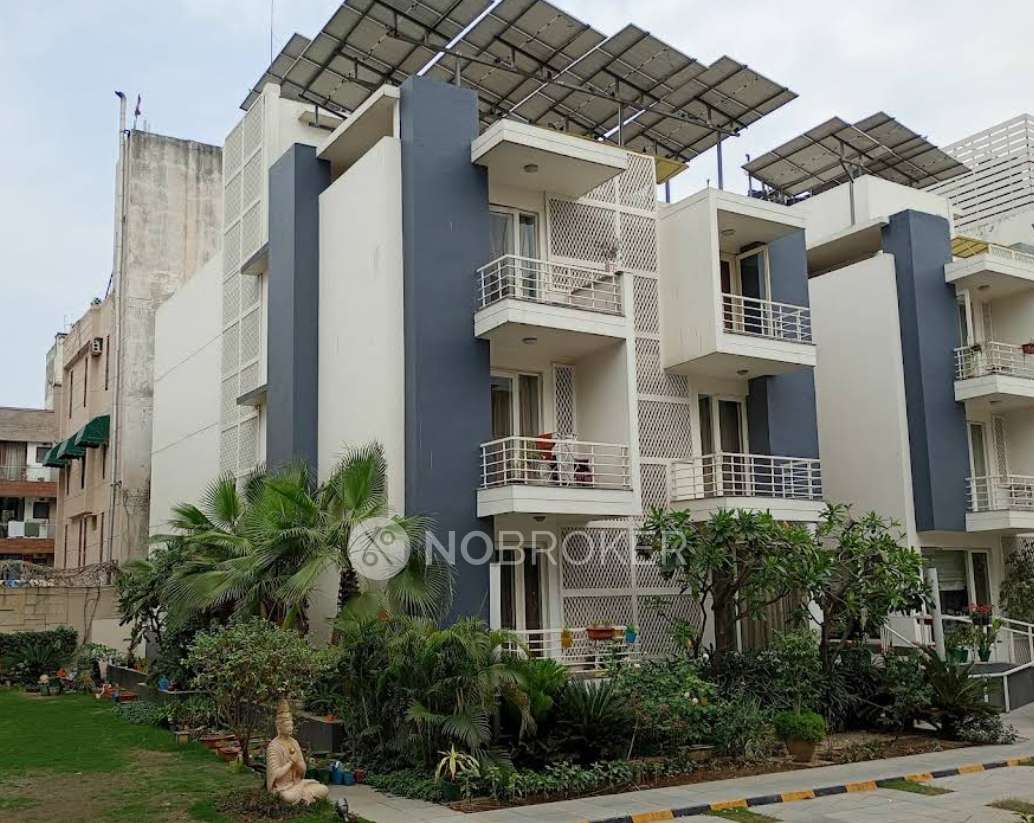 Oakland Central Green Avenue