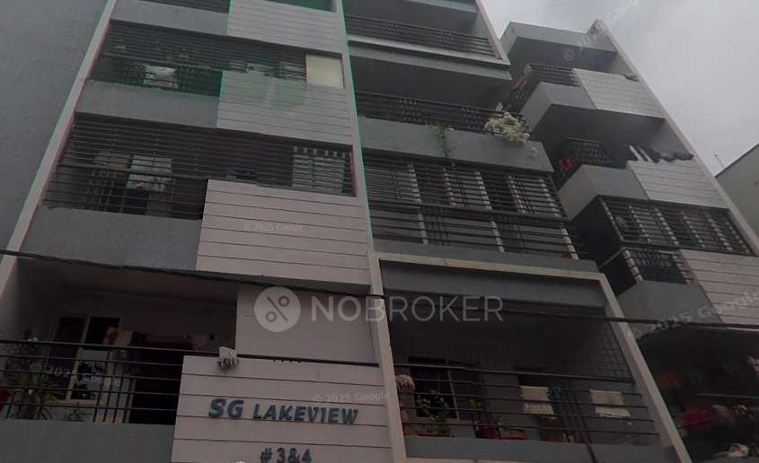 SG Lakeview Apartment
