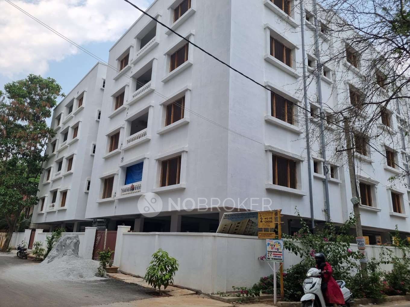 Kata Rajnigandha Apartment