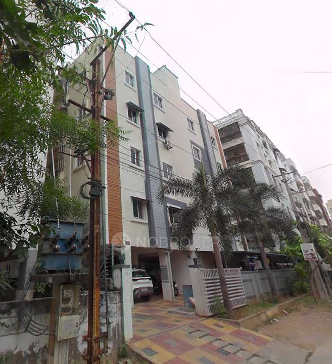 Silver Oak Apartment