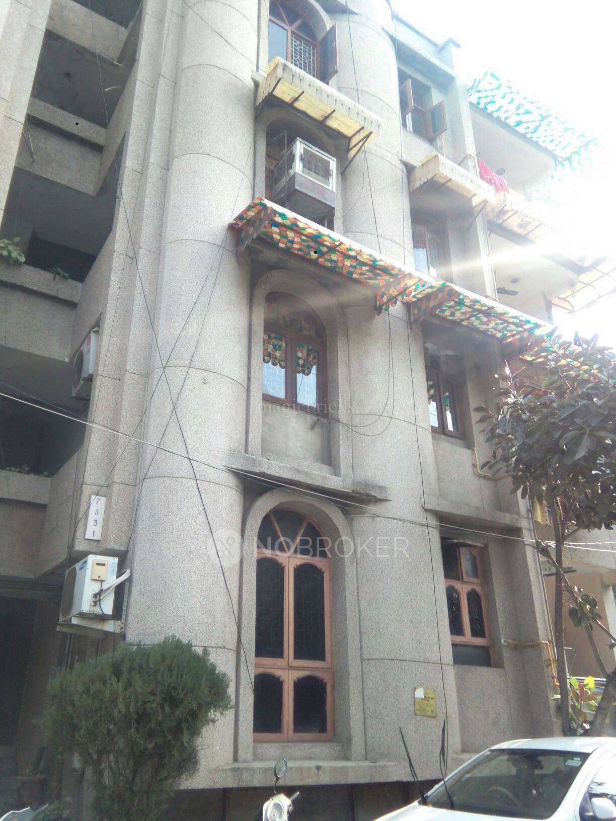 Sweet Home Apartment