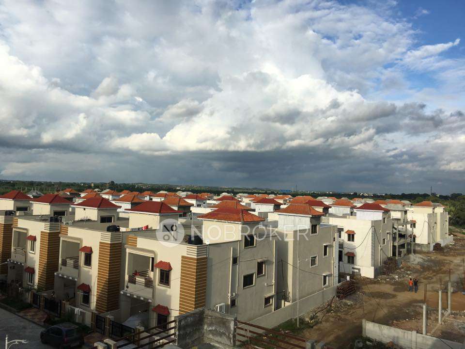 Sri Mythri Villas