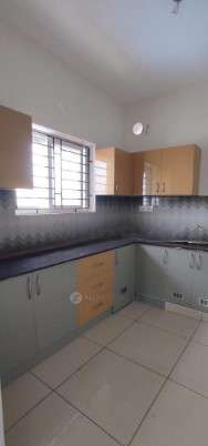 Hitech Serene Apartment