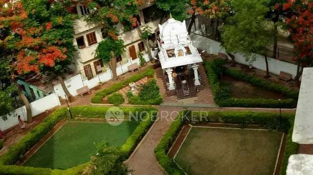 Mayflower Park Apartments