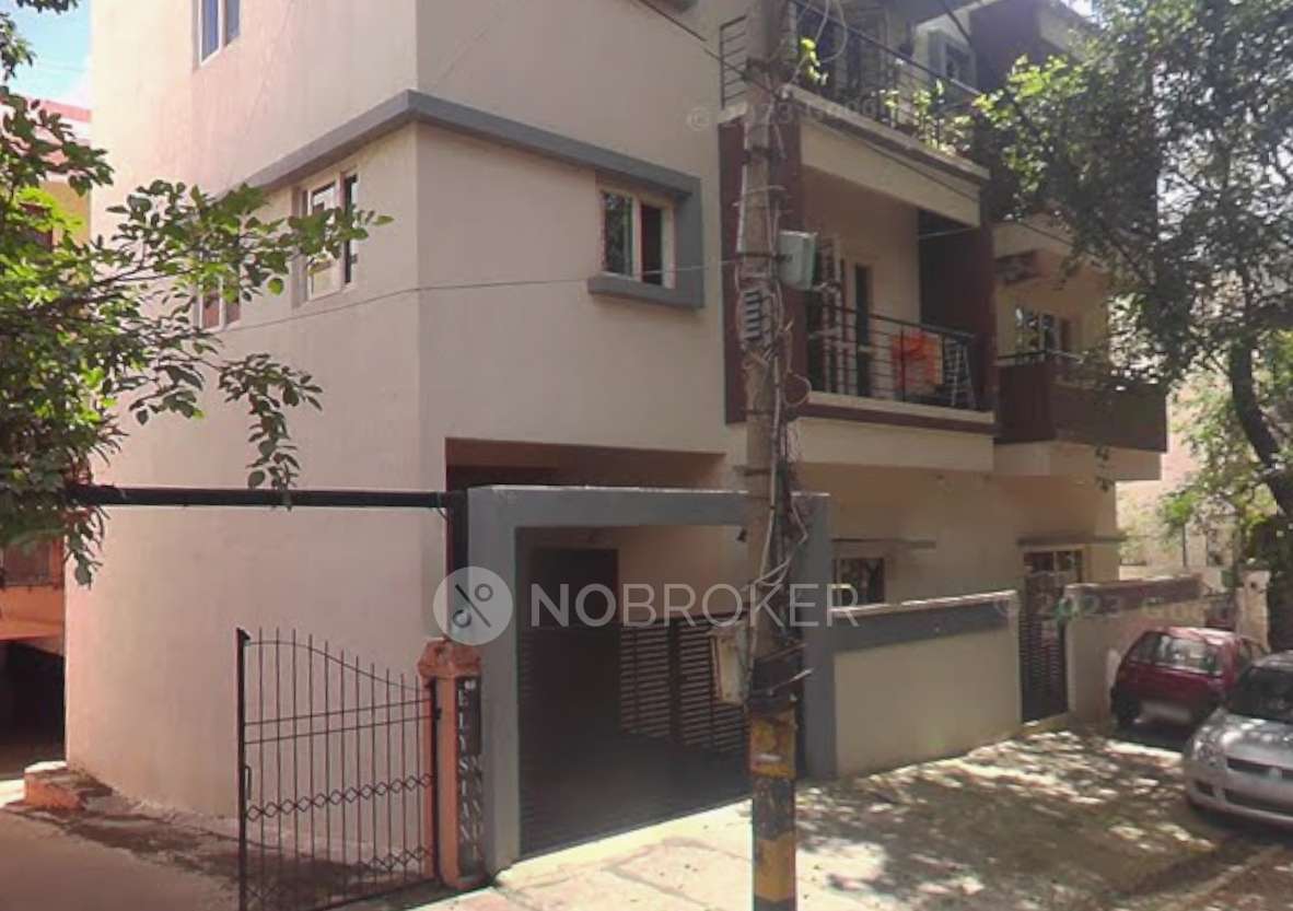 Elysian Manor Apartments