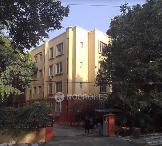 Kings Crest Apartments