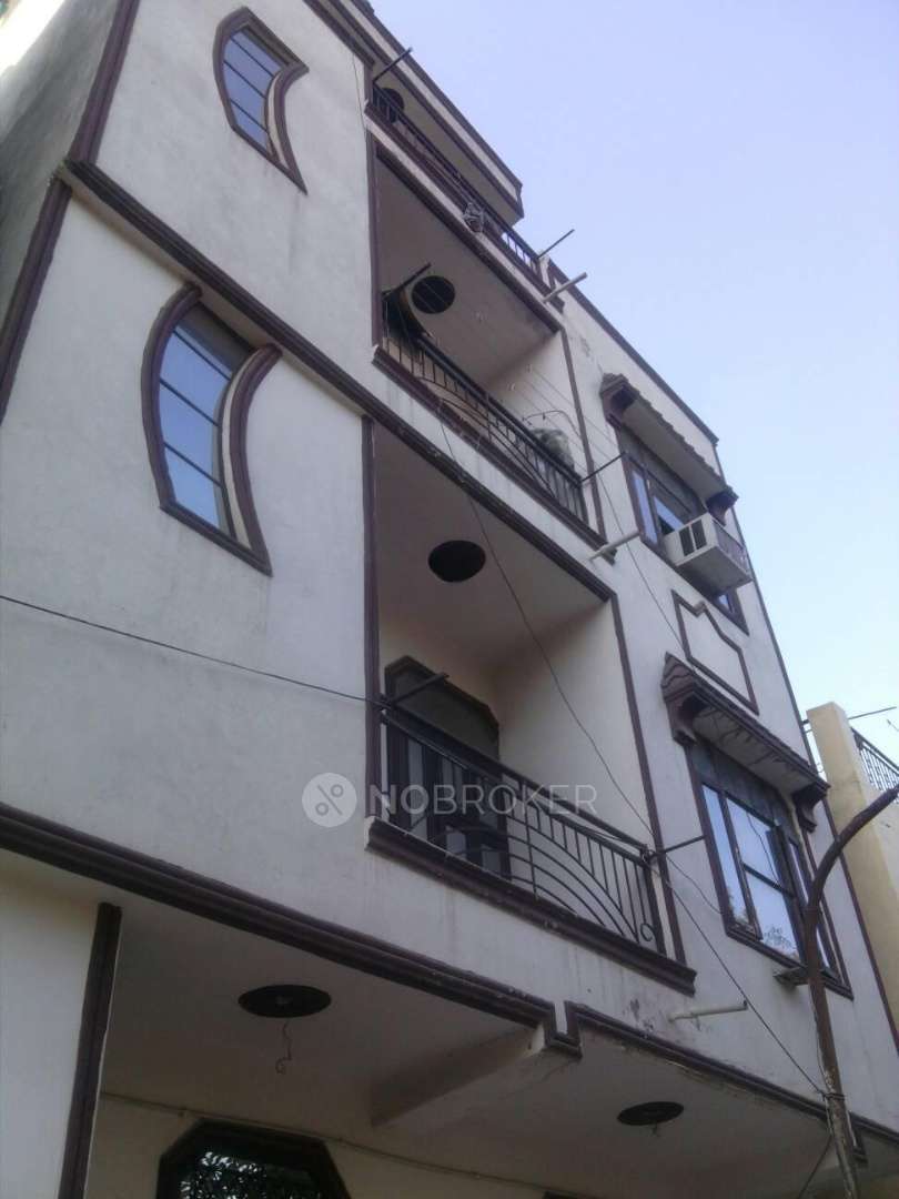 DDA Navdeep Apartments 